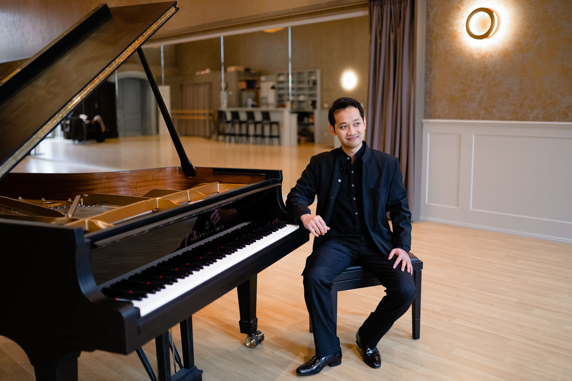 Künstler Portrait – Pianist Danang